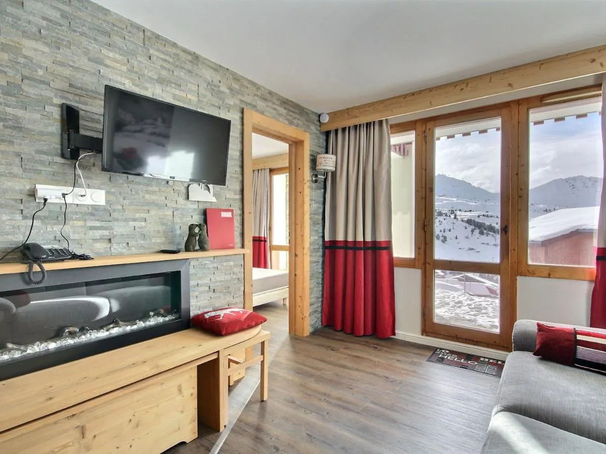 Spacieux 2 Pieces Avec Acces Pistes, Terrasse, Cheminee Et Parking - Fr-1-455-147 La Plagne